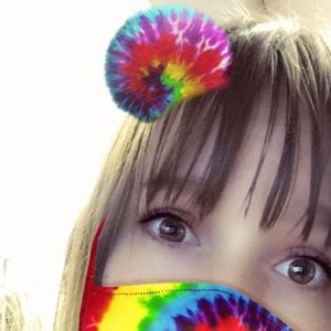 Meet your Posher, Casey